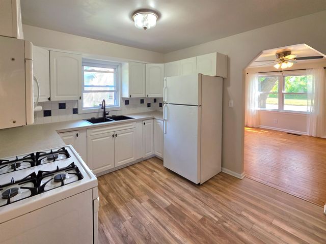 807 Borton Avenue, Essexville, MI 48732