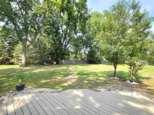 807 Borton Avenue, Essexville, MI 48732