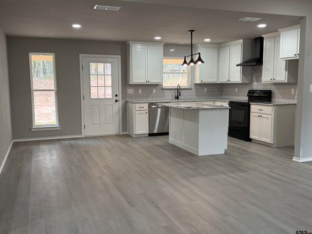 357 PR 6292, Mineola, TX 75773