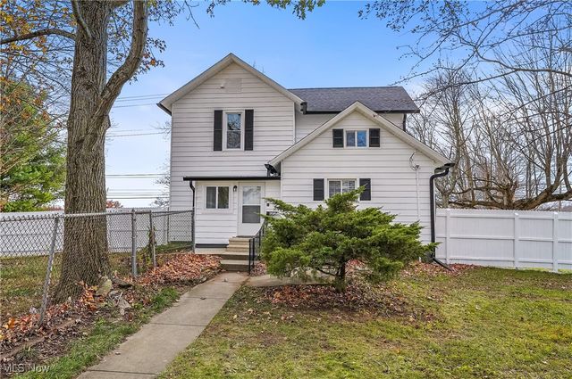 9865 Tallmadge Road, Diamond, OH 44412