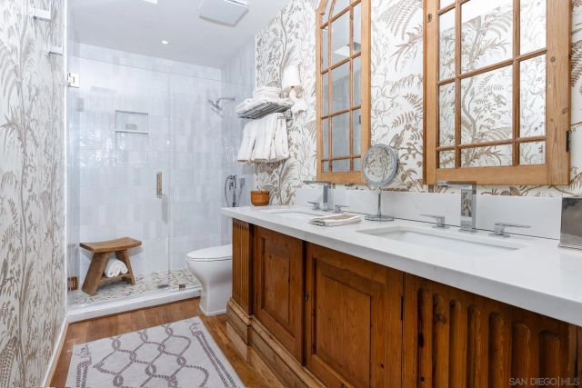 7863 E Roseland, La Jolla, CA 92037