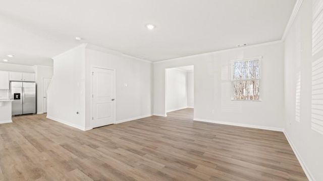 68 King Village, Braselton, GA 30517