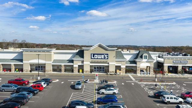 68 King Village, Braselton, GA 30517