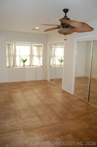 608 Pine Street, Henryetta, OK 74437