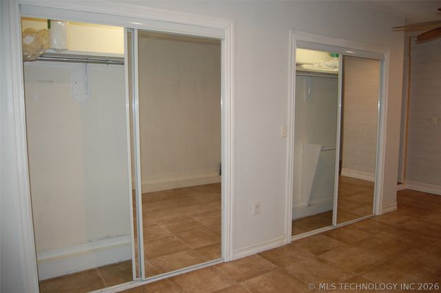 608 Pine Street, Henryetta, OK 74437