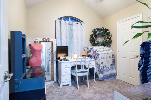 318 Amanda Ct, Whitehouse, TX 75791