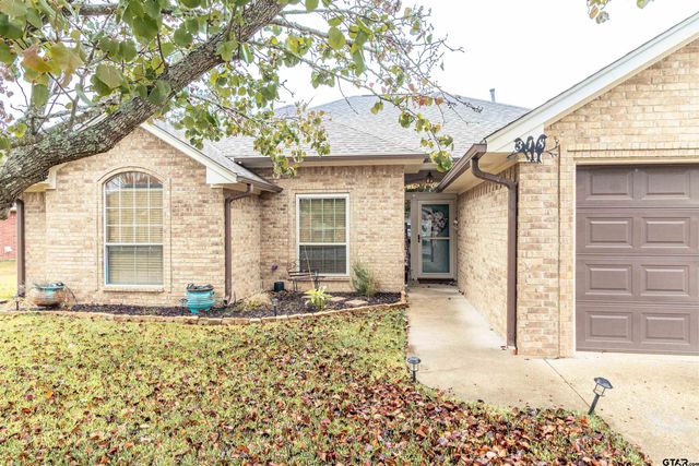 318 Amanda Ct, Whitehouse, TX 75791