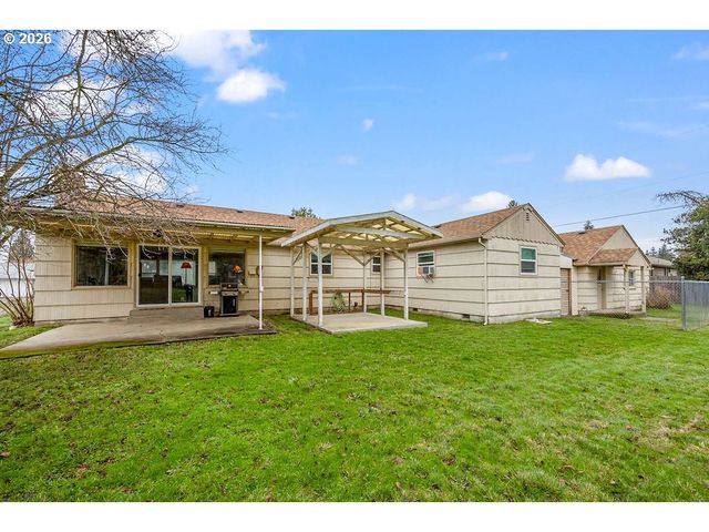 190 HUNSAKER Ln, Eugene, OR 97404