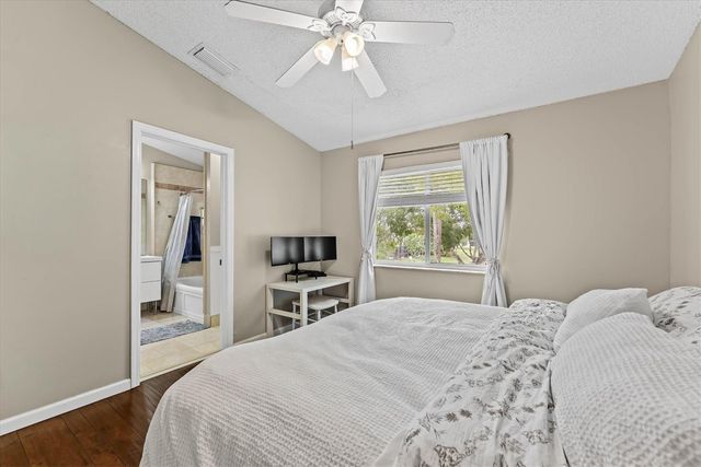 20815 NW 2nd Street 20815, Pembroke Pines, FL 33029