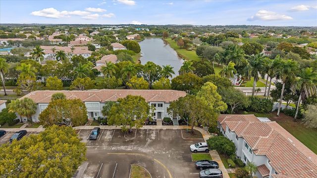 20815 NW 2nd Street 20815, Pembroke Pines, FL 33029