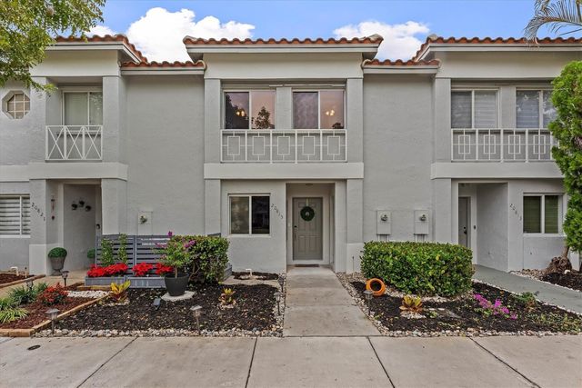 20815 NW 2nd Street 20815, Pembroke Pines, FL 33029