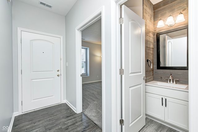 286 Angelina Way, Avon, IN 46123