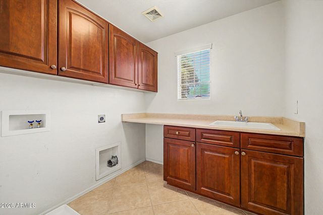 4343 E OAKLAND Street, Gilbert, AZ 85295