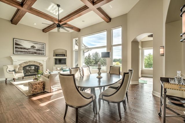 2928 Jonquil Trail N, Lake Elmo, MN 55042