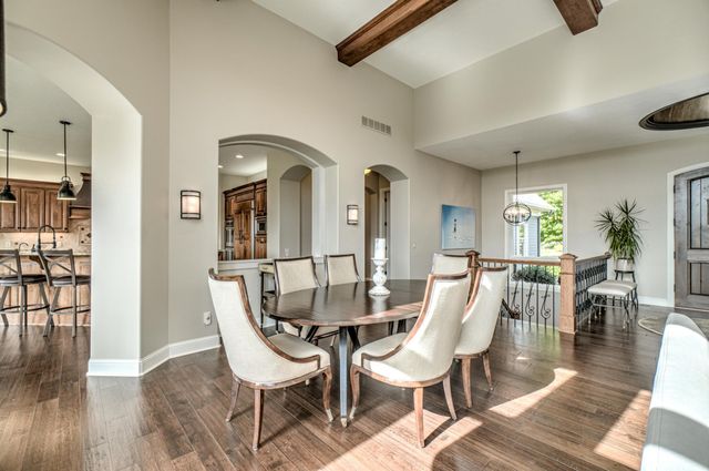 2928 Jonquil Trail N, Lake Elmo, MN 55042