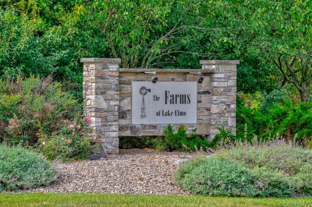 2928 Jonquil Trail N, Lake Elmo, MN 55042