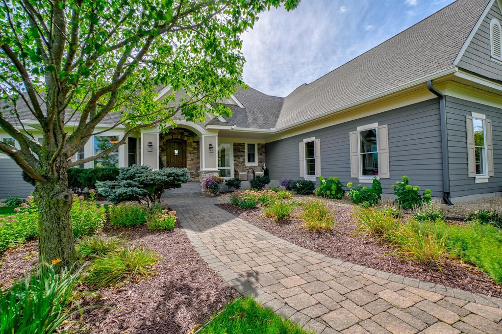 2928 Jonquil Trail N, Lake Elmo, MN 55042 — photo 4