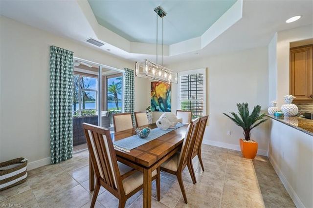 580 Avellino Isles CIR 18102, Naples, FL 34119