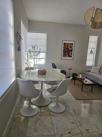 801 8th St 201, Miami Beach, FL 33139