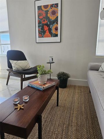 801 8th St 201, Miami Beach, FL 33139