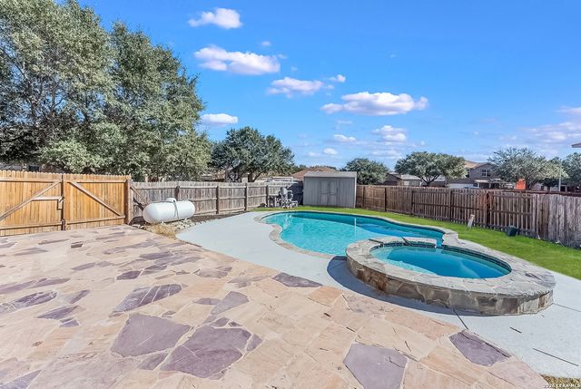 6942 Caribou Crk, San Antonio, TX 78244