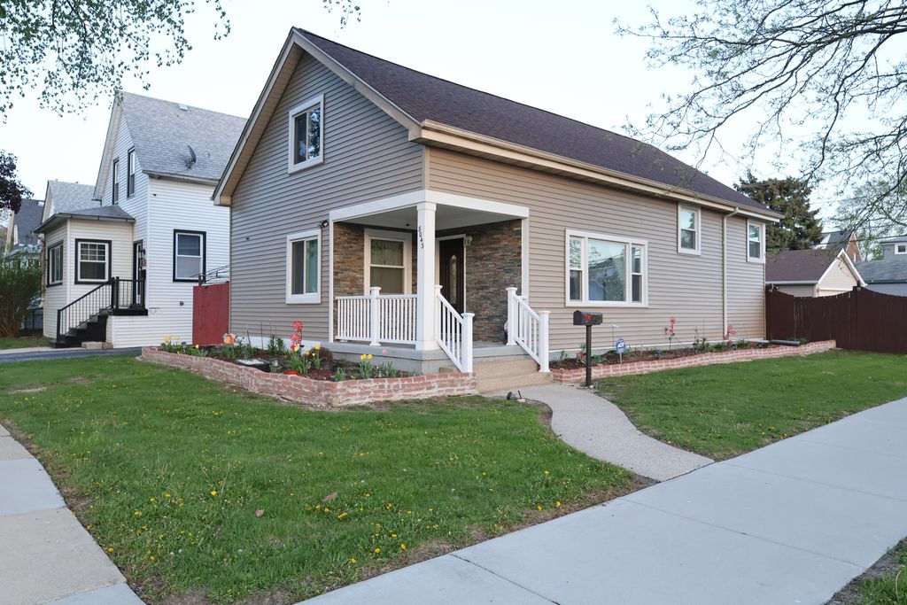 8043 Salisbury Avenue, Lyons, IL 60534