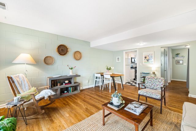 400 Davie Road 57, Carrboro, NC 27510