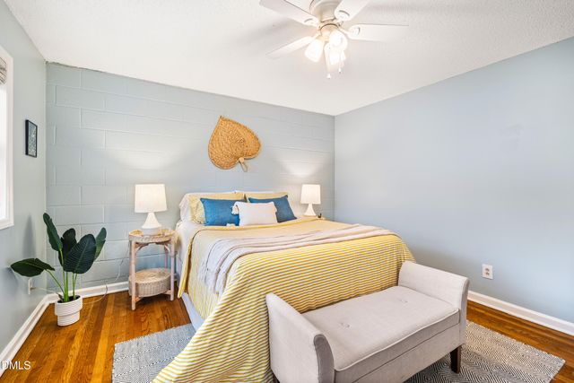 400 Davie Road 57, Carrboro, NC 27510