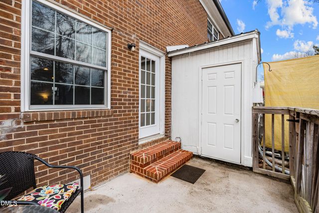 400 Davie Road 57, Carrboro, NC 27510