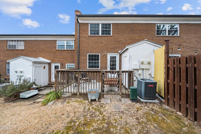 400 Davie Road 57, Carrboro, NC 27510