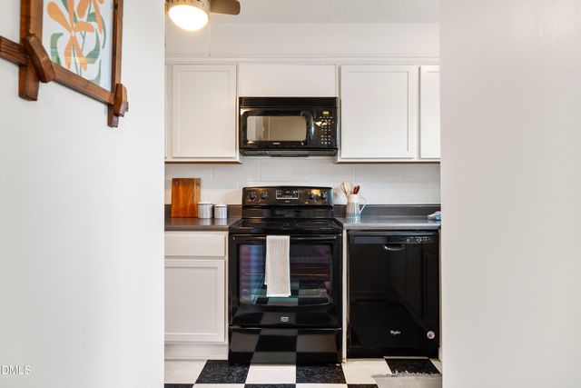 400 Davie Road 57, Carrboro, NC 27510