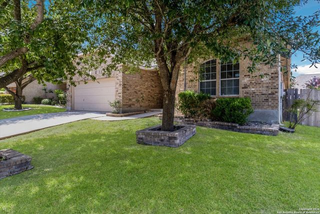 570 American Flag, Schertz, TX 78108
