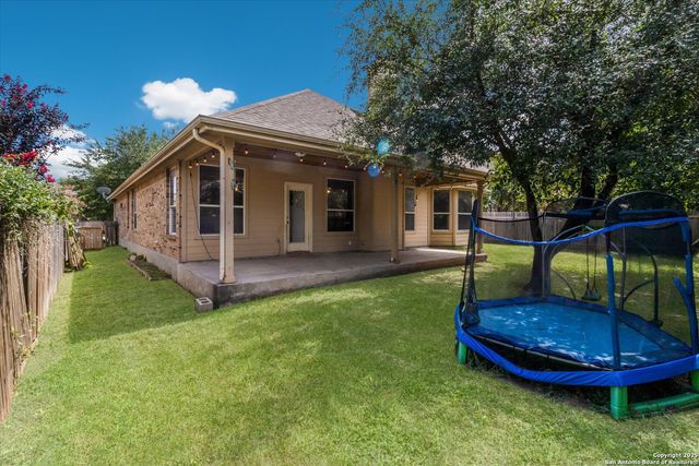 570 American Flag, Schertz, TX 78108