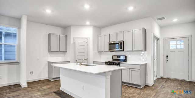 10601 Seguin Street, Austin, TX 78754