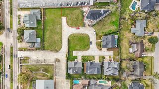 7903 S Villa Circle, Hilshire Village, TX 77055