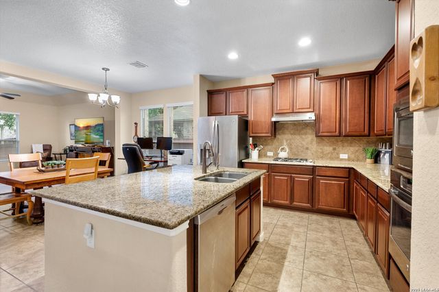 516 Pecan Farms, New Braunfels, TX 78130