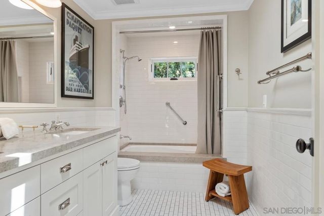 3929 Alameda Dr, San Diego, CA 92103