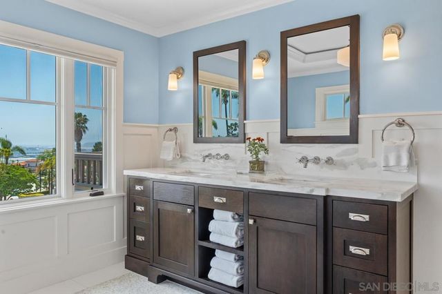 3929 Alameda Dr, San Diego, CA 92103