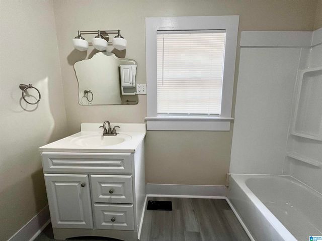 621 ALICE STREET SW, Bessemer, AL 35022