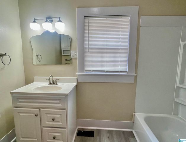 621 ALICE STREET SW, Bessemer, AL 35022