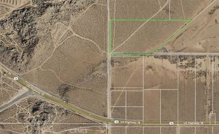 3 Laguna Seca, Apple Valley, CA 92307