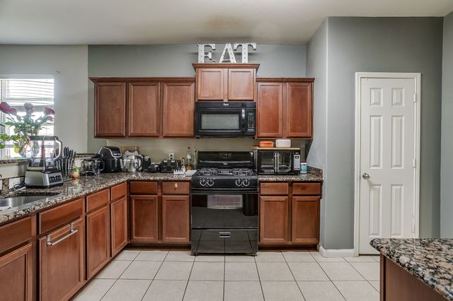 513 Bailer Drive, Crowley, TX 76036