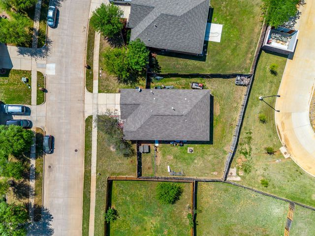 513 Bailer Drive, Crowley, TX 76036