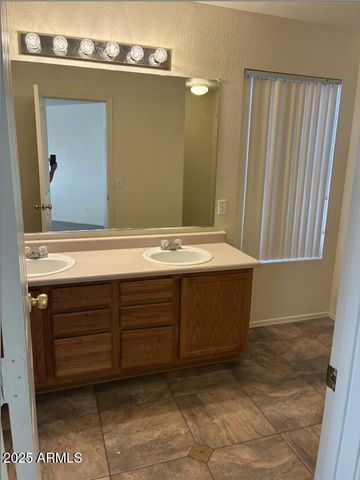 3464 E WYATT Way, Gilbert, AZ 85297