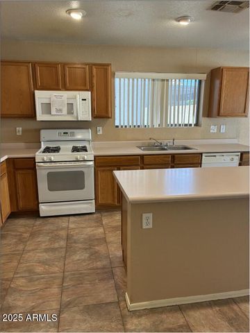 3464 E WYATT Way, Gilbert, AZ 85297
