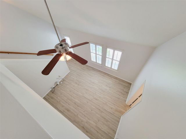 75 Dennis Street, Houston, TX 77006