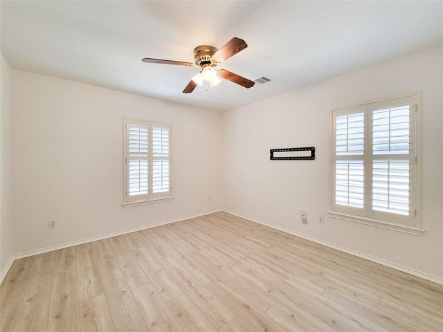 75 Dennis Street, Houston, TX 77006