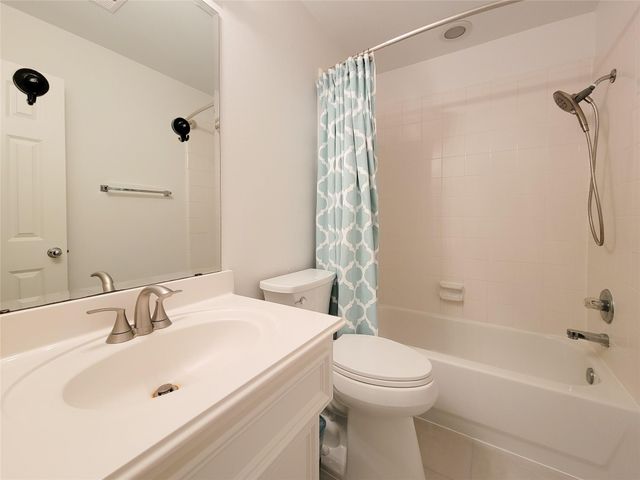 75 Dennis Street, Houston, TX 77006