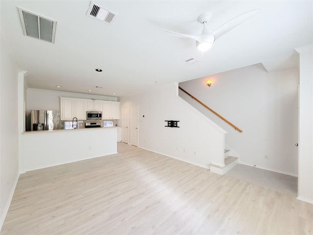 75 Dennis Street, Houston, TX 77006