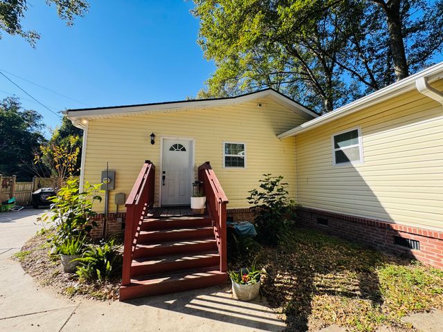 123 Rocky Hill Road, Moncks Corner, SC 29461